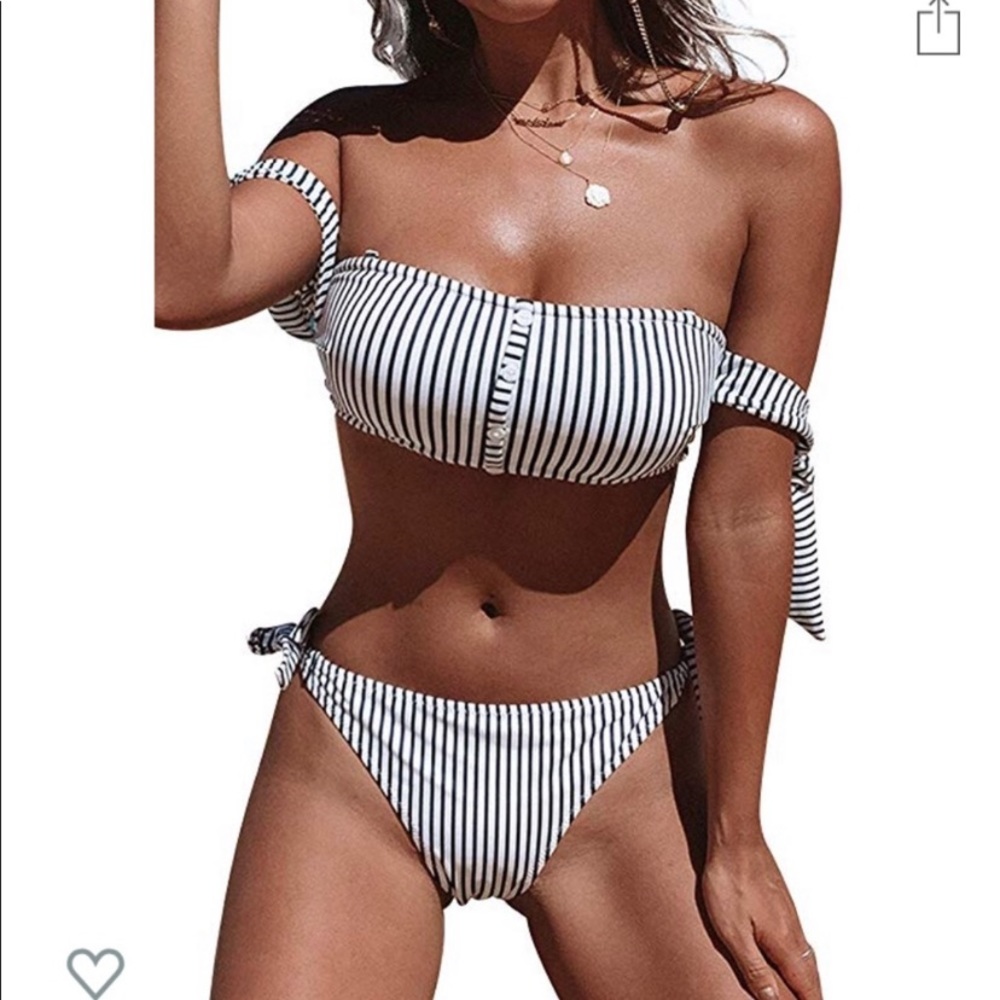 Cupshe green and white bikini